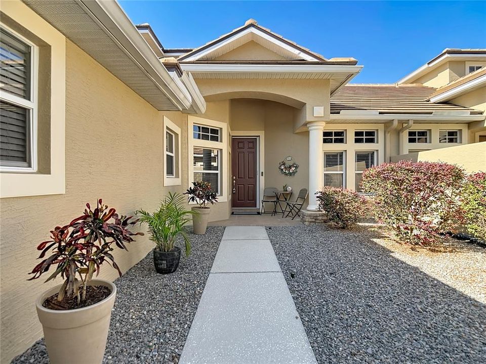 Active With Contract: $454,750 (3 beds, 3 baths, 2182 Square Feet)
