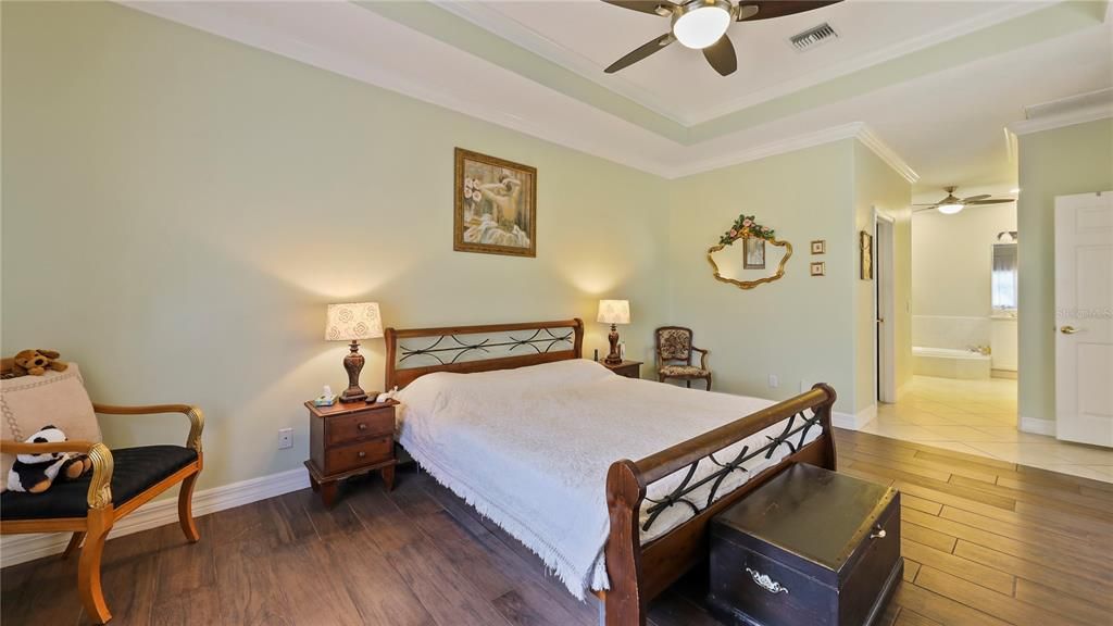 Active With Contract: $454,750 (3 beds, 3 baths, 2182 Square Feet)