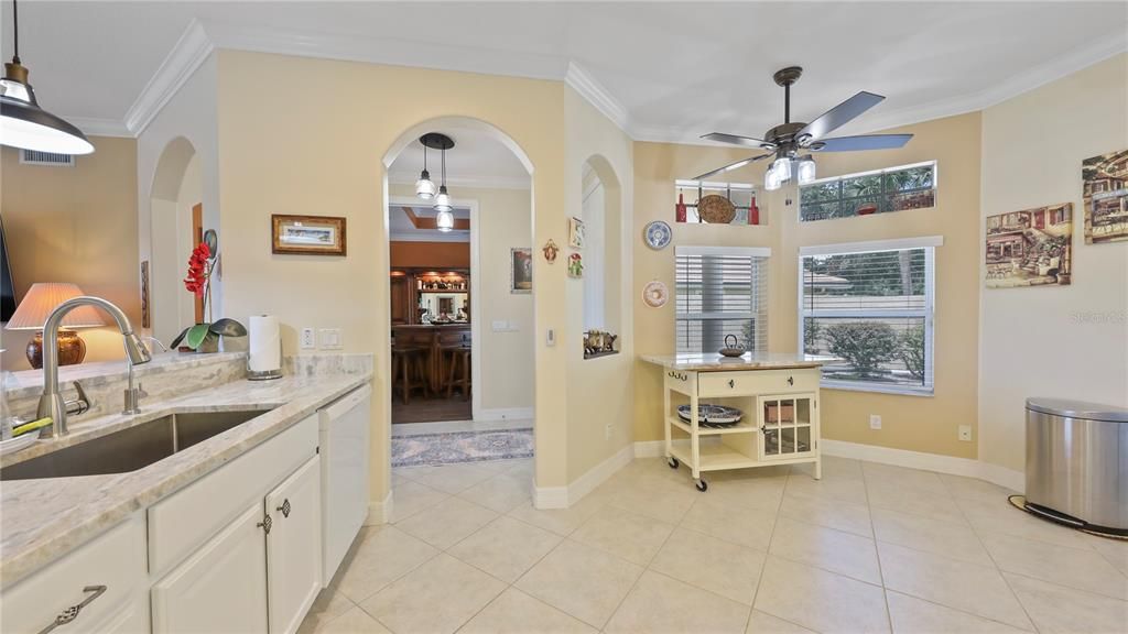 Active With Contract: $454,750 (3 beds, 3 baths, 2182 Square Feet)