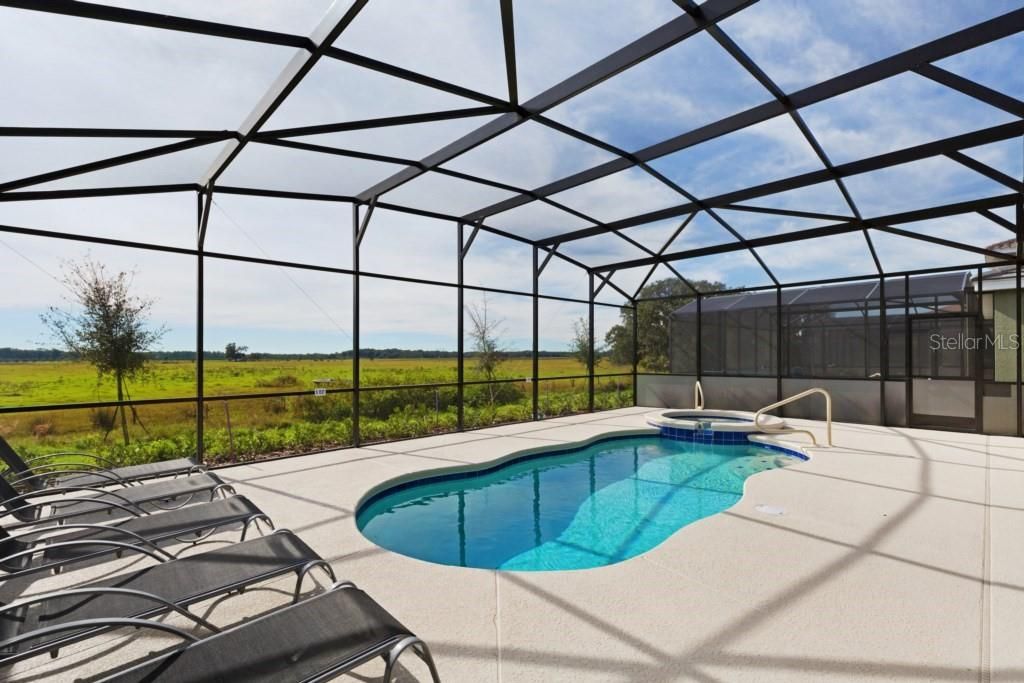 For Sale: $580,000 (5 beds, 4 baths, 2784 Square Feet)