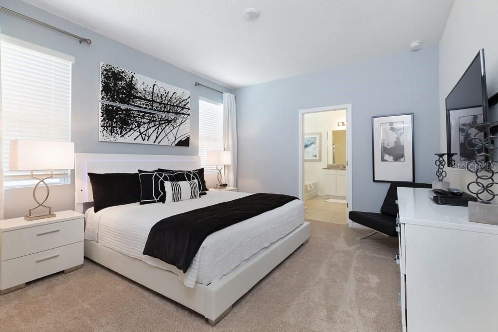 For Sale: $580,000 (5 beds, 4 baths, 2784 Square Feet)