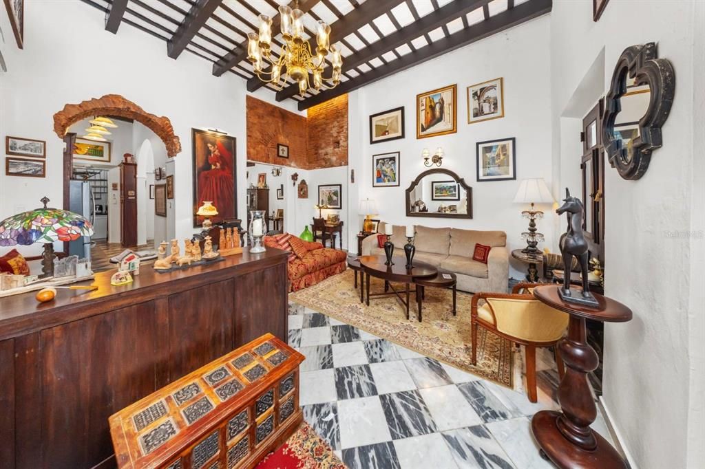 На продажу: $2,900,000 (2 спален, 3 ванн, 2500 Квадратных фут)