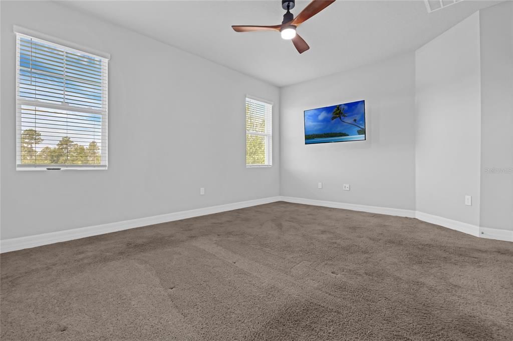 Под контрактом: $375,000 (3 спален, 2 ванн, 1502 Квадратных фут)