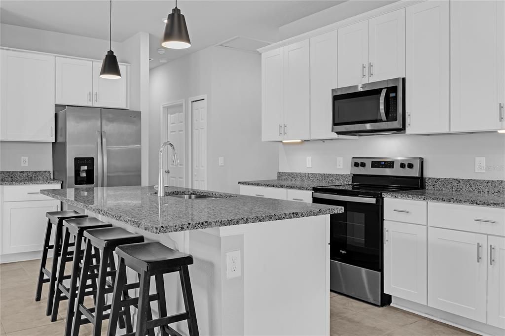 Под контрактом: $375,000 (3 спален, 2 ванн, 1502 Квадратных фут)