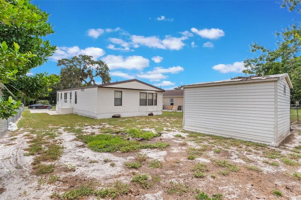 For Sale: $215,000 (3 beds, 2 baths, 1456 Square Feet)