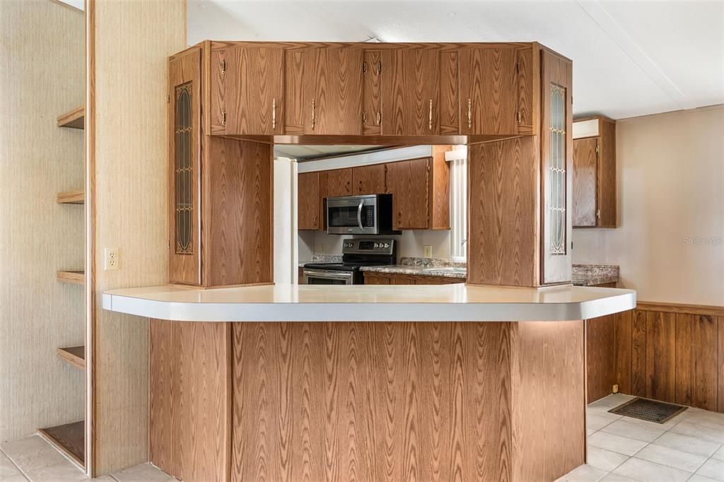 For Sale: $215,000 (3 beds, 2 baths, 1456 Square Feet)