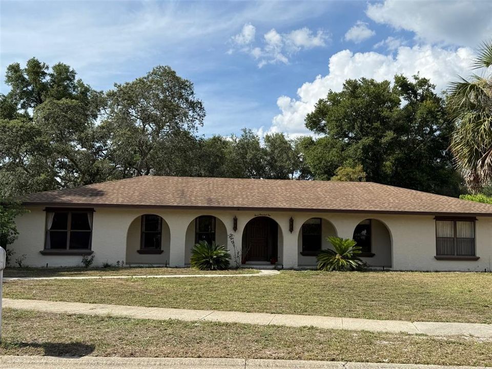 Vendido Recientemente: $428,000 (4 camas, 2 baños, 2199 Pies cuadrados)