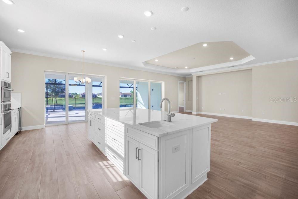 En Venta: $1,648,521 (3 camas, 3 baños, 3145 Pies cuadrados)