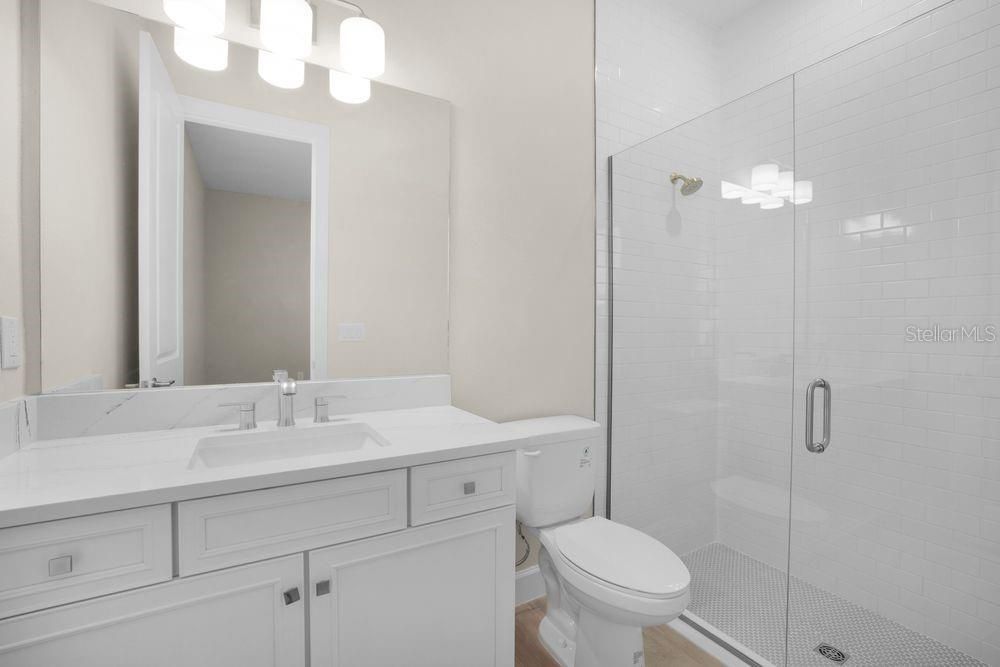 En Venta: $1,648,521 (3 camas, 3 baños, 3145 Pies cuadrados)