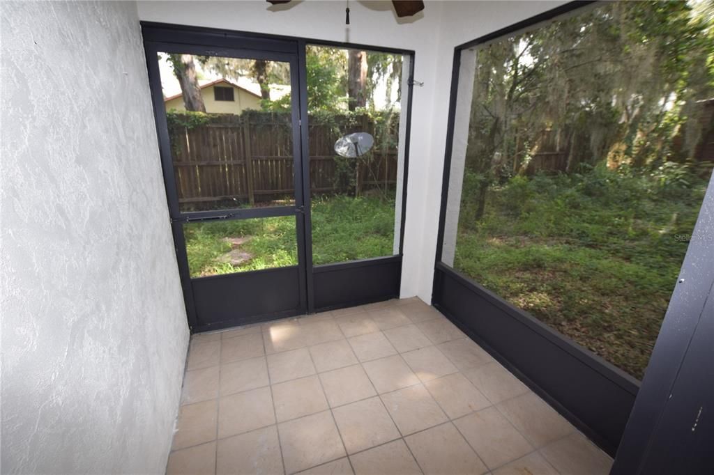 В аренду: $1,595 (2 спален, 2 ванн, 1322 Квадратных фут)