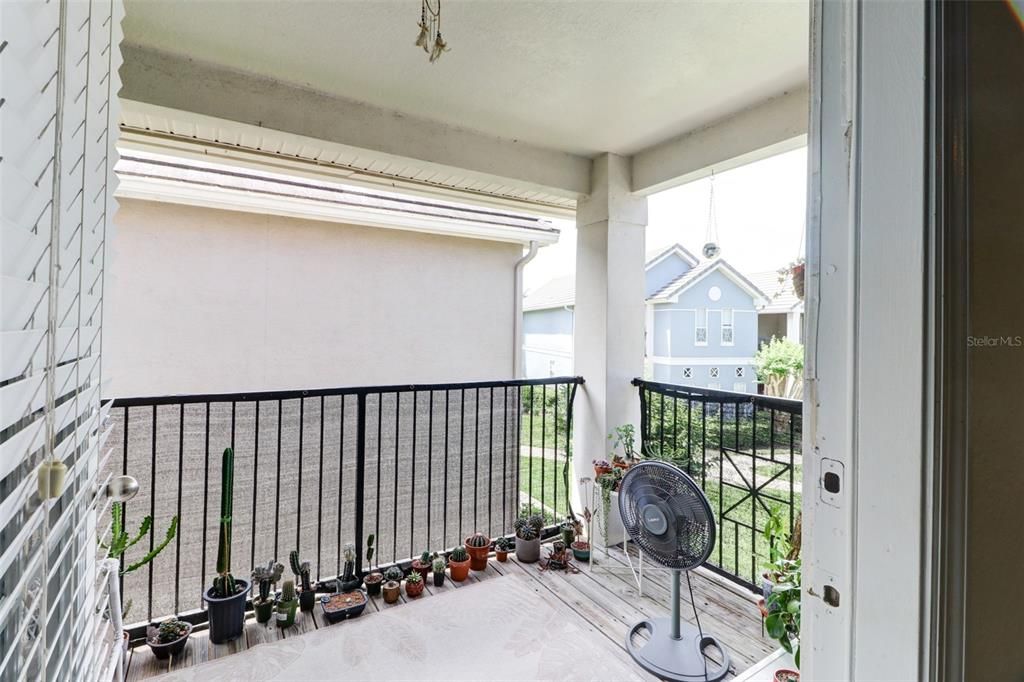 Active With Contract: $2,500 (4 beds, 2 baths, 1724 Square Feet)