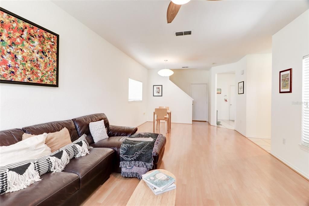 Active With Contract: $2,500 (4 beds, 2 baths, 1724 Square Feet)