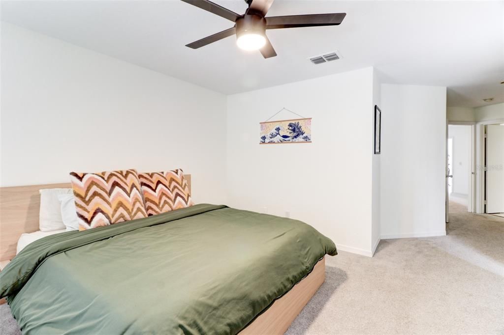 Active With Contract: $2,500 (4 beds, 2 baths, 1724 Square Feet)