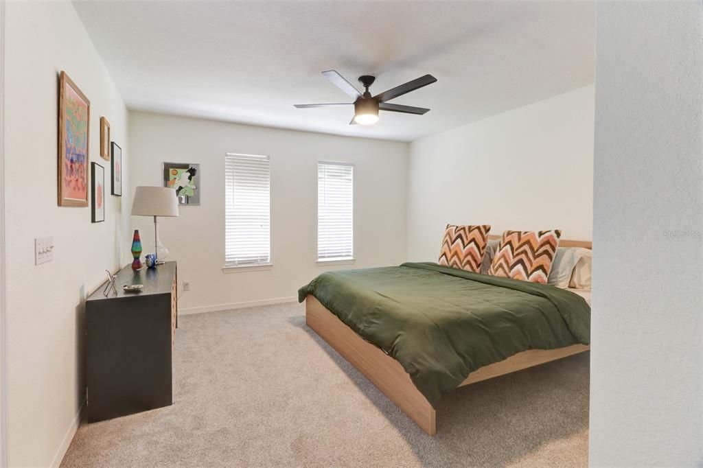 Active With Contract: $2,500 (4 beds, 2 baths, 1724 Square Feet)