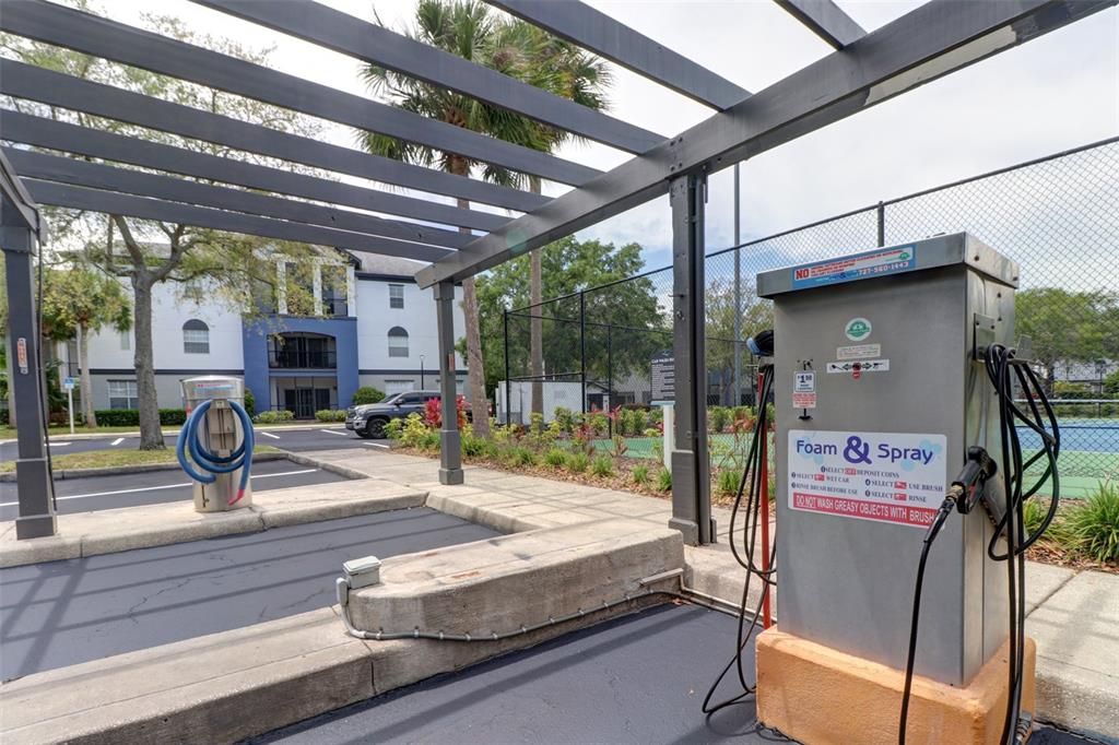 Active With Contract: $2,500 (4 beds, 2 baths, 1724 Square Feet)