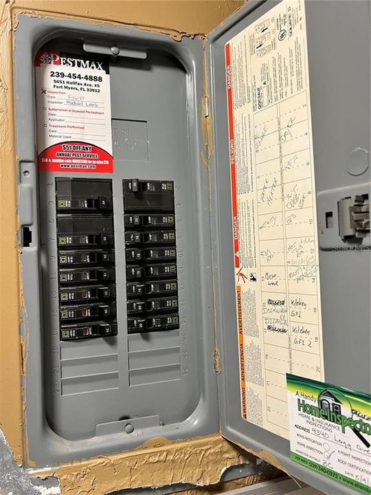 На продажу: $275,000 (3 спален, 2 ванн, 1300 Квадратных фут)