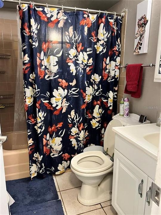 На продажу: $275,000 (3 спален, 2 ванн, 1300 Квадратных фут)