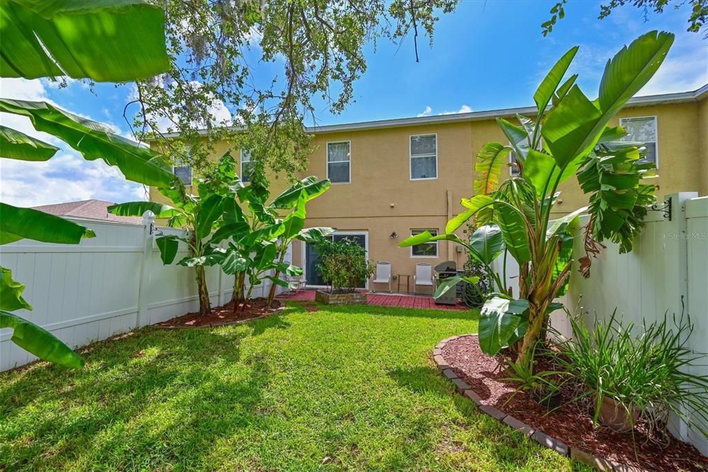 Active With Contract: $245,000 (3 beds, 2 baths, 1142 Square Feet)