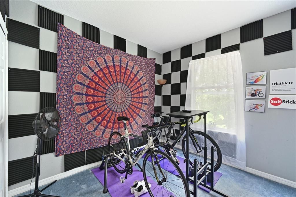 Active With Contract: $245,000 (3 beds, 2 baths, 1142 Square Feet)