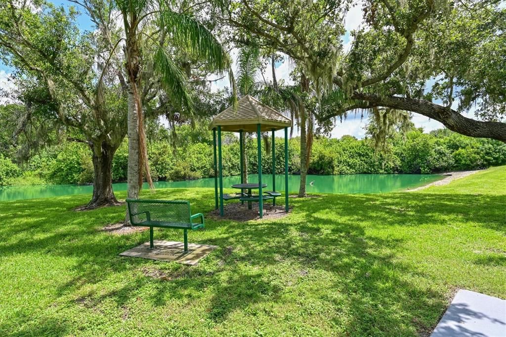 Active With Contract: $245,000 (3 beds, 2 baths, 1142 Square Feet)