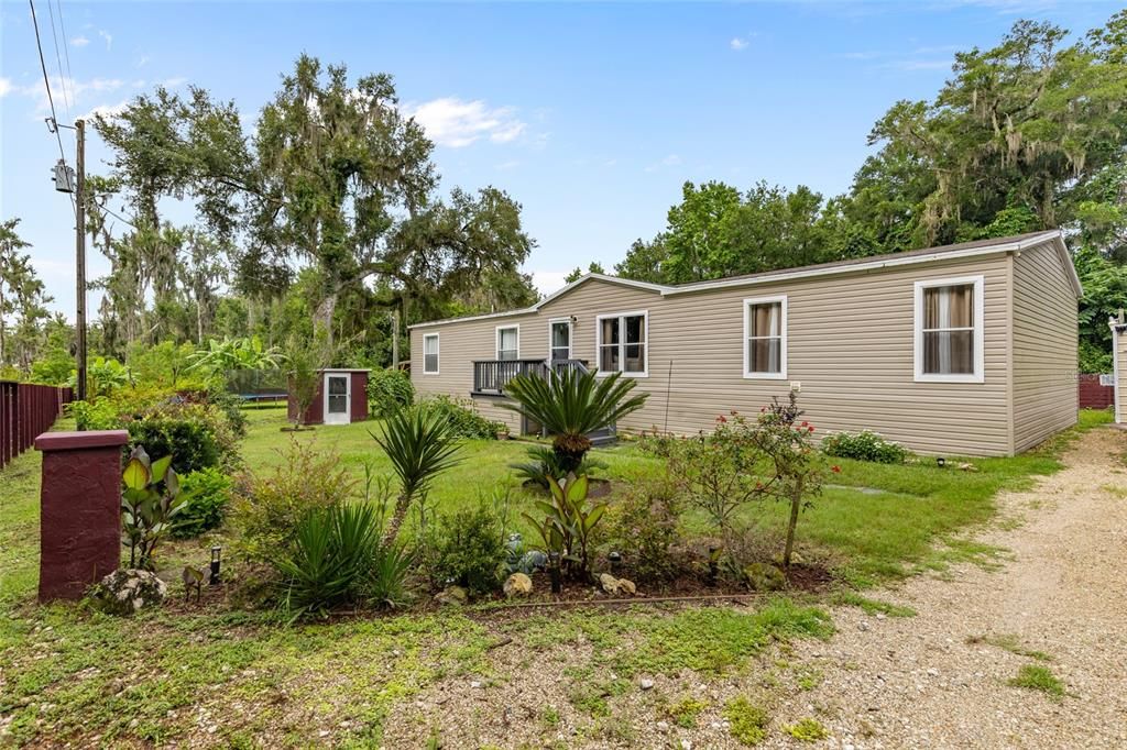 待售: $239,000 (4 贝兹, 2 浴室, 1904 平方英尺)