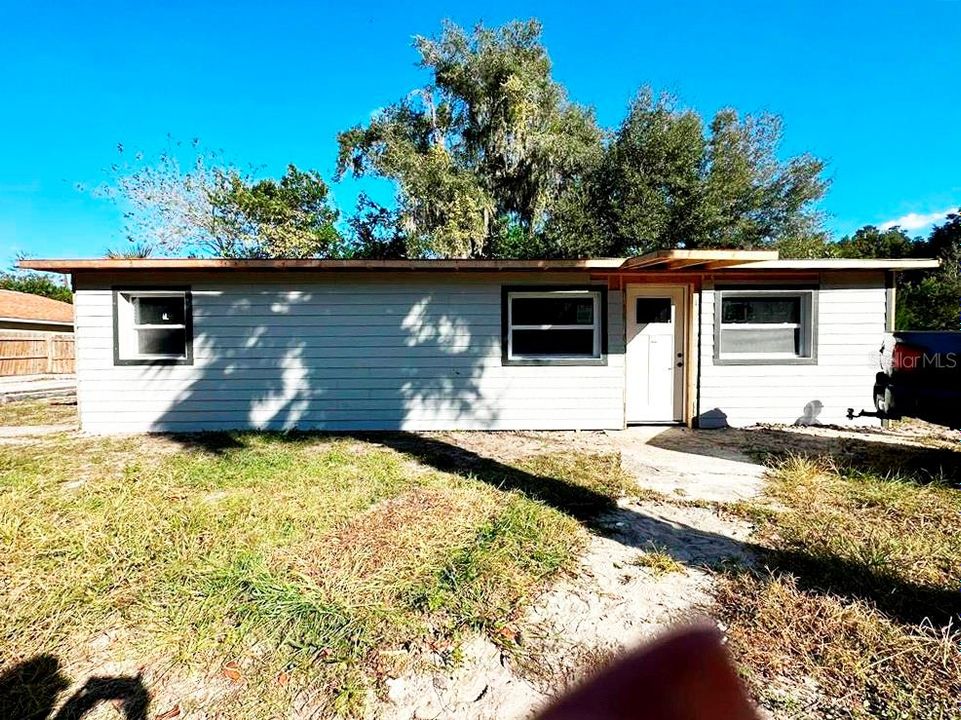 待售: $145,000 (3 贝兹, 1 浴室, 934 平方英尺)