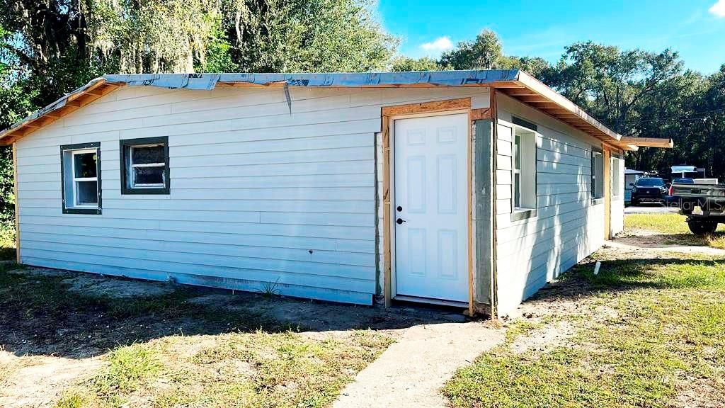 待售: $145,000 (3 贝兹, 1 浴室, 934 平方英尺)