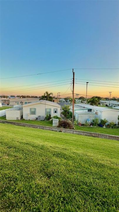 待售: $129,000 (2 贝兹, 2 浴室, 1056 平方英尺)