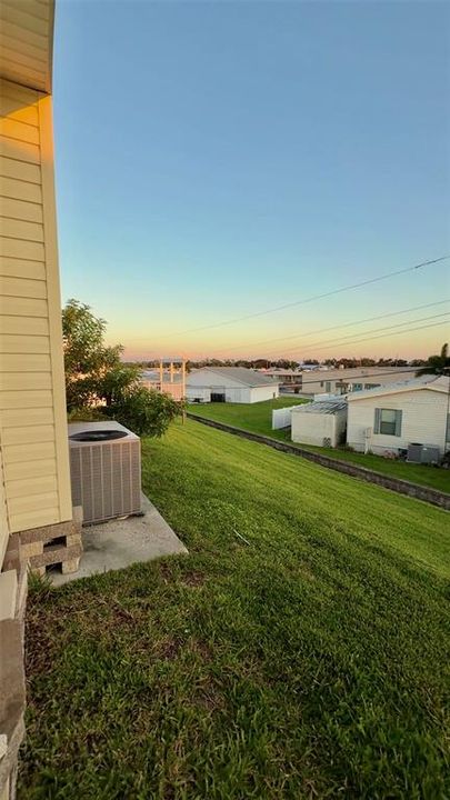 待售: $129,000 (2 贝兹, 2 浴室, 1056 平方英尺)