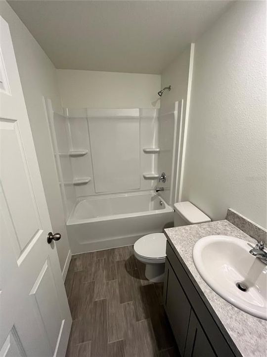 For Sale: $259,990 (2 beds, 2 baths, 1239 Square Feet)