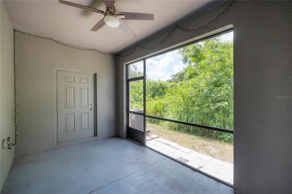 For Rent: $2,300 (3 beds, 2 baths, 1928 Square Feet)