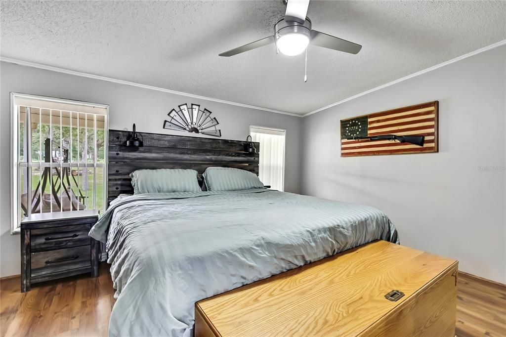 For Sale: $399,995 (3 beds, 2 baths, 1620 Square Feet)