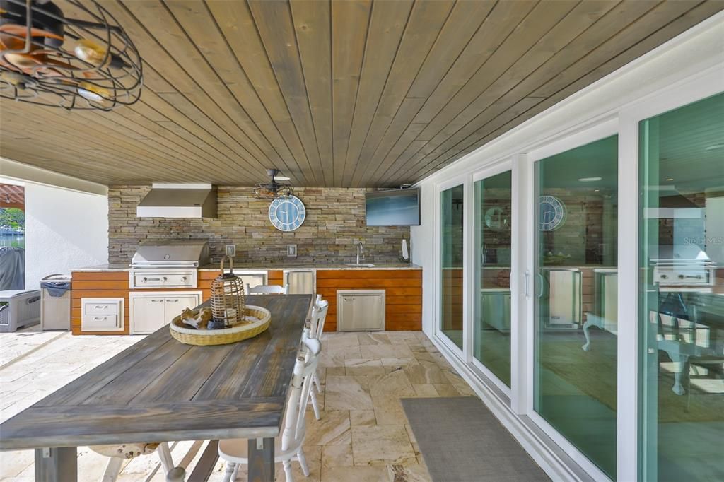 На продажу: $1,995,000 (3 спален, 4 ванн, 2504 Квадратных фут)