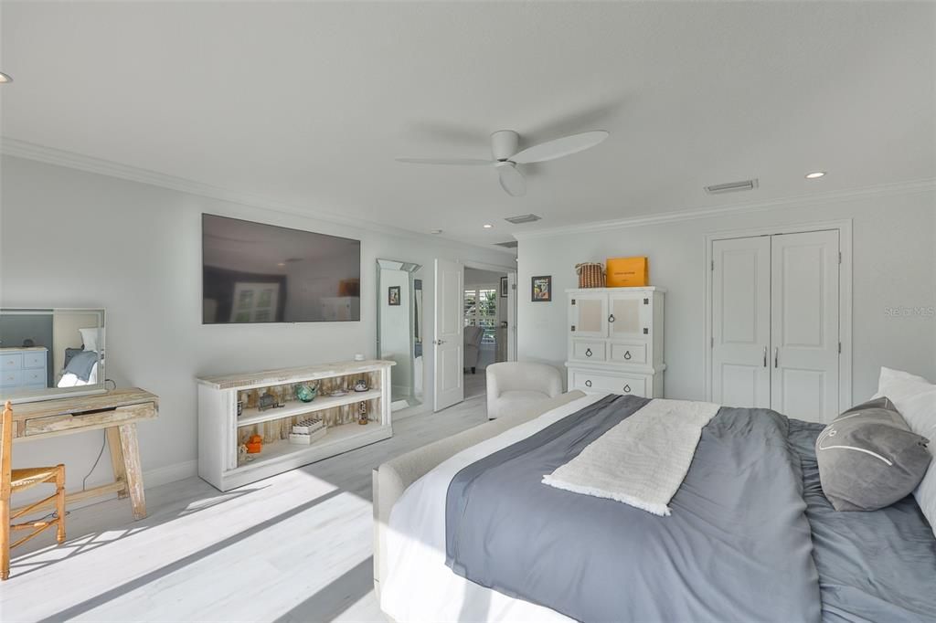 На продажу: $1,995,000 (3 спален, 4 ванн, 2504 Квадратных фут)