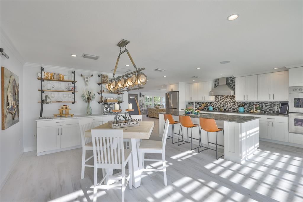 На продажу: $1,995,000 (3 спален, 4 ванн, 2504 Квадратных фут)