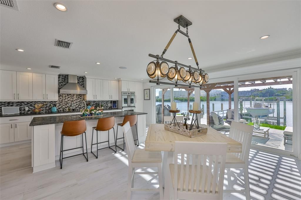 На продажу: $1,995,000 (3 спален, 4 ванн, 2504 Квадратных фут)