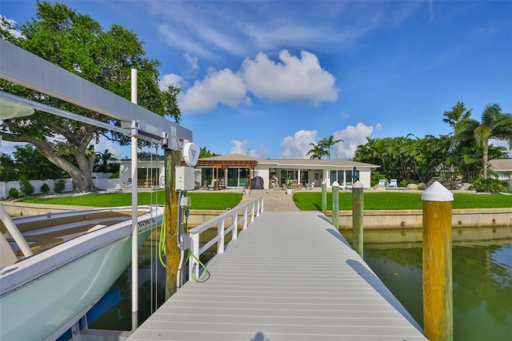 На продажу: $1,995,000 (3 спален, 4 ванн, 2504 Квадратных фут)