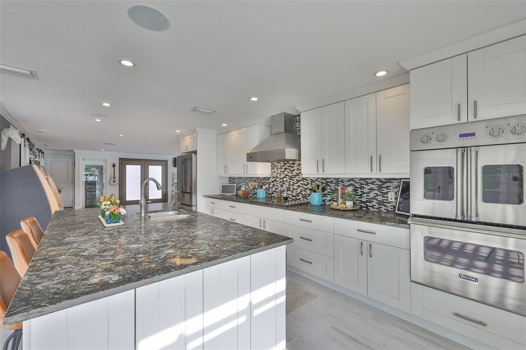 На продажу: $1,995,000 (3 спален, 4 ванн, 2504 Квадратных фут)