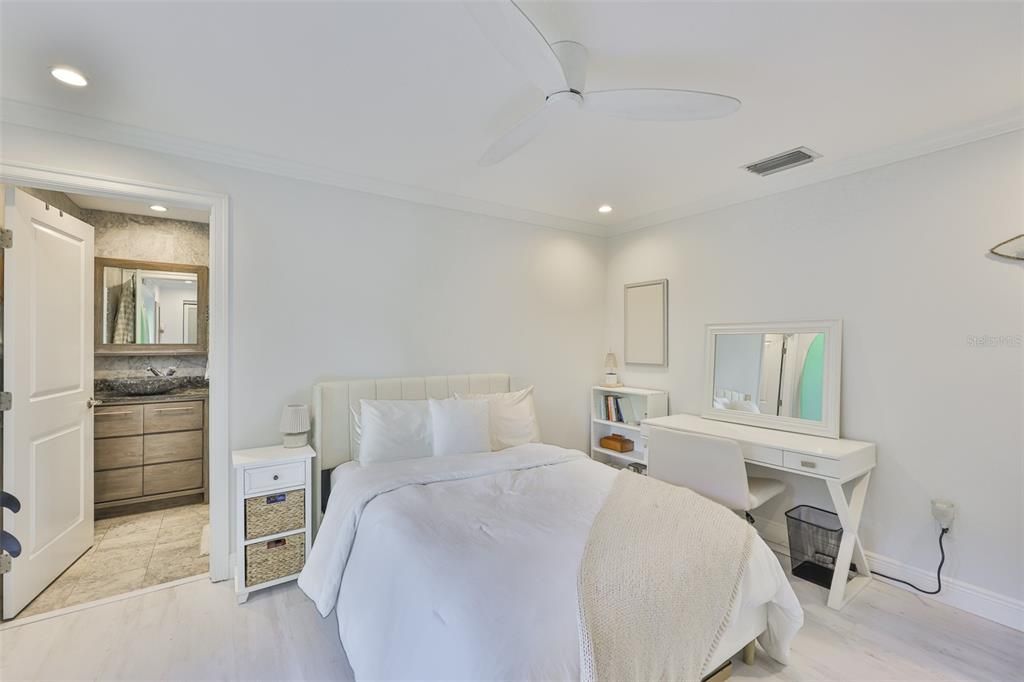 На продажу: $1,995,000 (3 спален, 4 ванн, 2504 Квадратных фут)