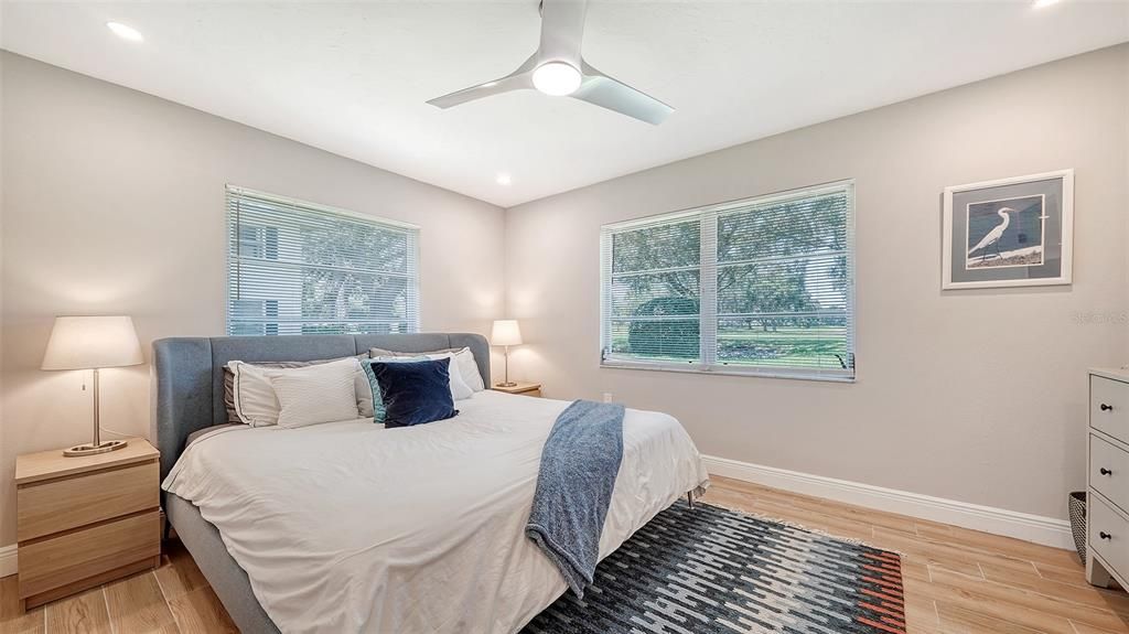 Active With Contract: $2,500 (2 beds, 2 baths, 1118 Square Feet)