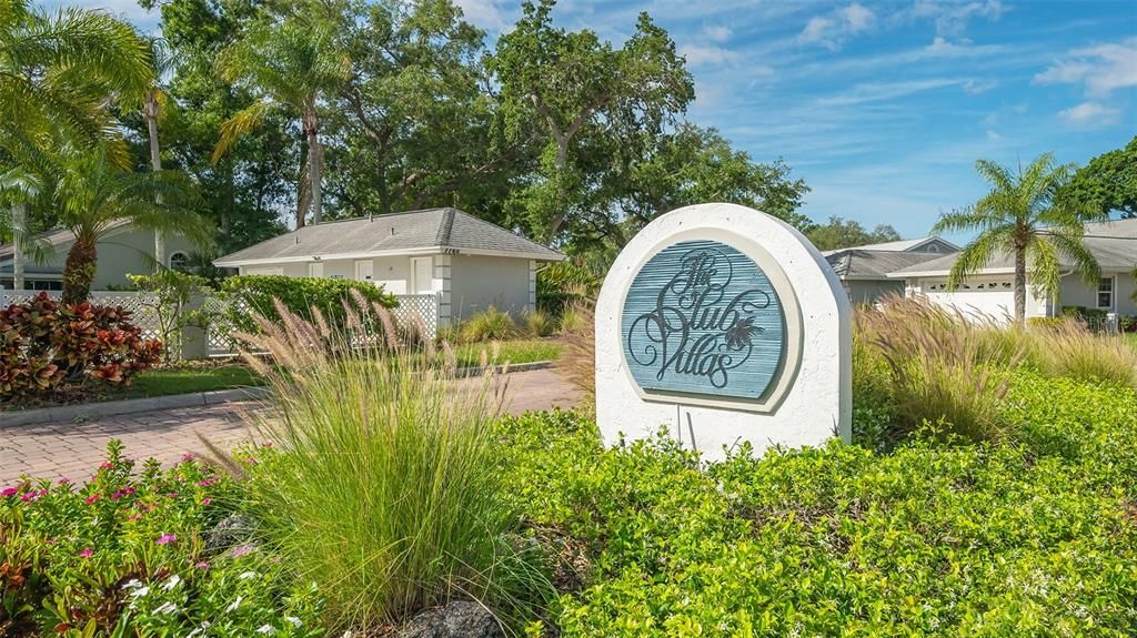 Active With Contract: $2,500 (2 beds, 2 baths, 1118 Square Feet)