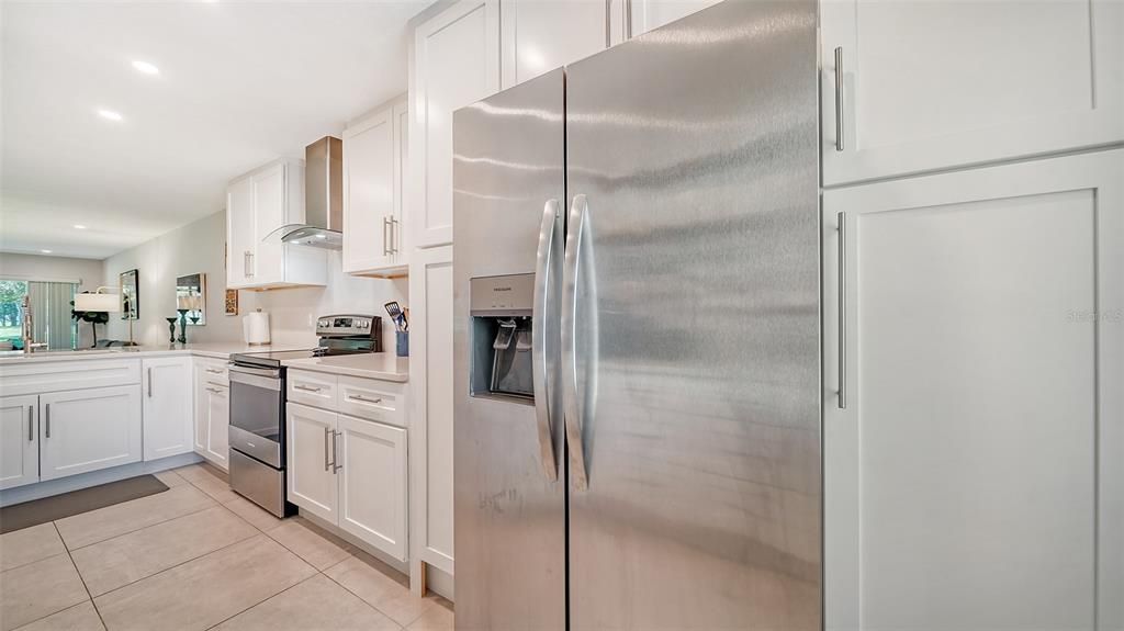 Active With Contract: $2,500 (2 beds, 2 baths, 1118 Square Feet)