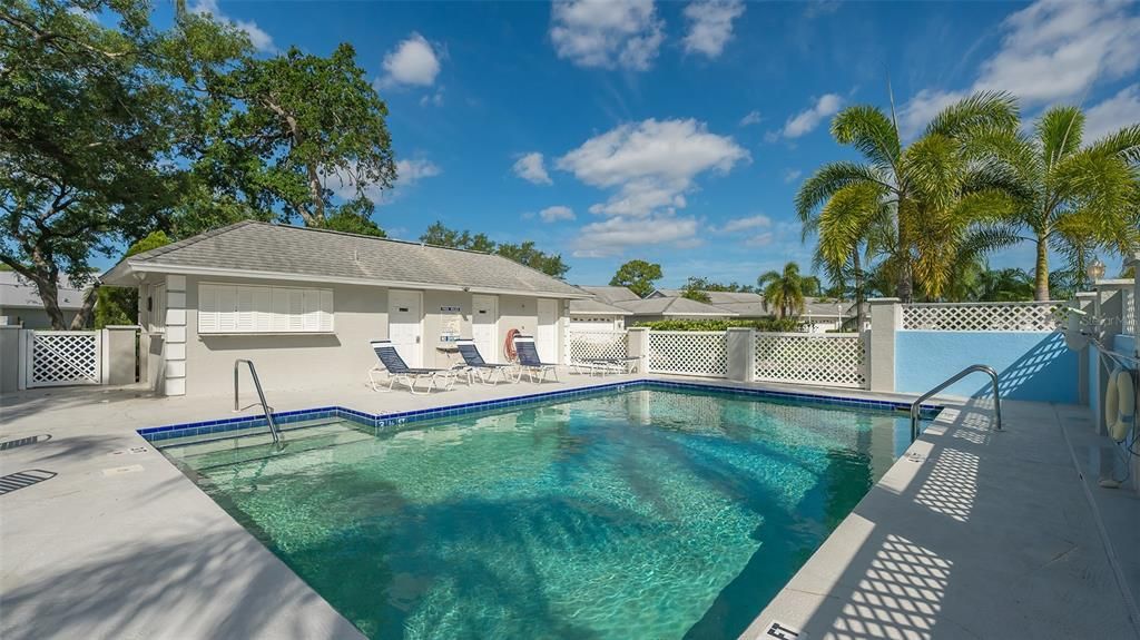 Active With Contract: $2,500 (2 beds, 2 baths, 1118 Square Feet)