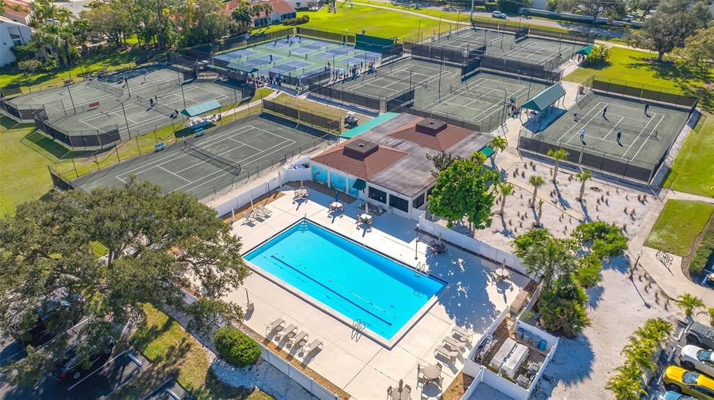 Active With Contract: $2,500 (2 beds, 2 baths, 1118 Square Feet)