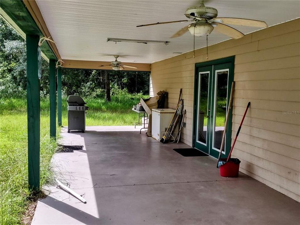 На продажу: $675,000 (3 спален, 2 ванн, 912 Квадратных фут)