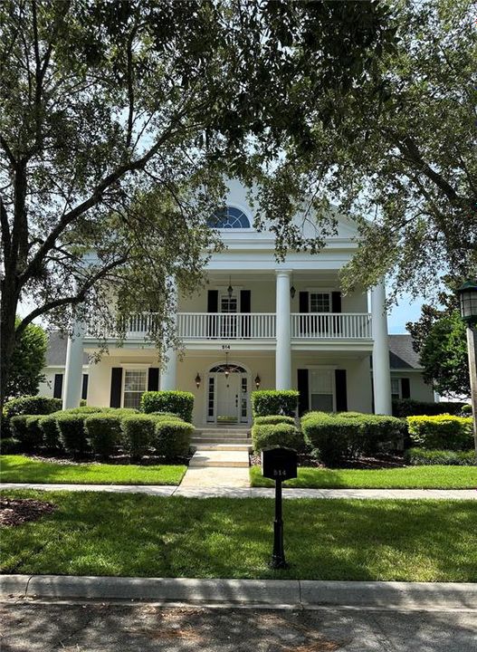 Vendido Recientemente: $2,100,000 (5 camas, 3 baños, 4695 Pies cuadrados)