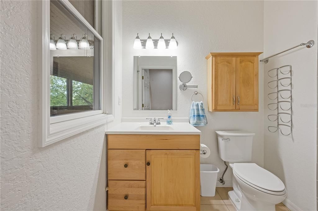 На продажу: $685,000 (2 спален, 2 ванн, 1575 Квадратных фут)