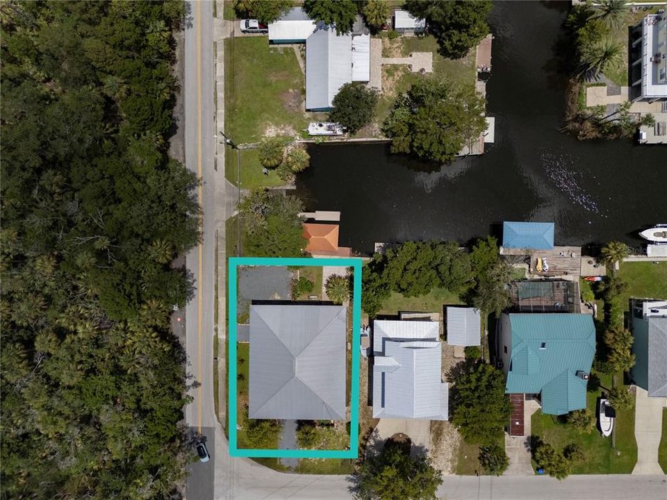 На продажу: $685,000 (2 спален, 2 ванн, 1575 Квадратных фут)