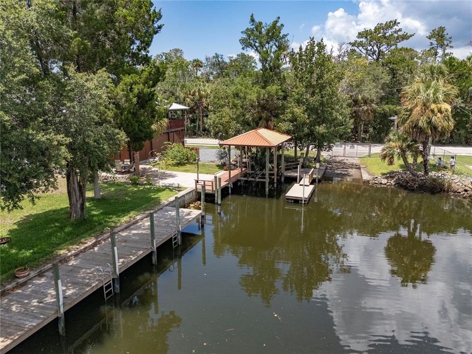 На продажу: $685,000 (2 спален, 2 ванн, 1575 Квадратных фут)