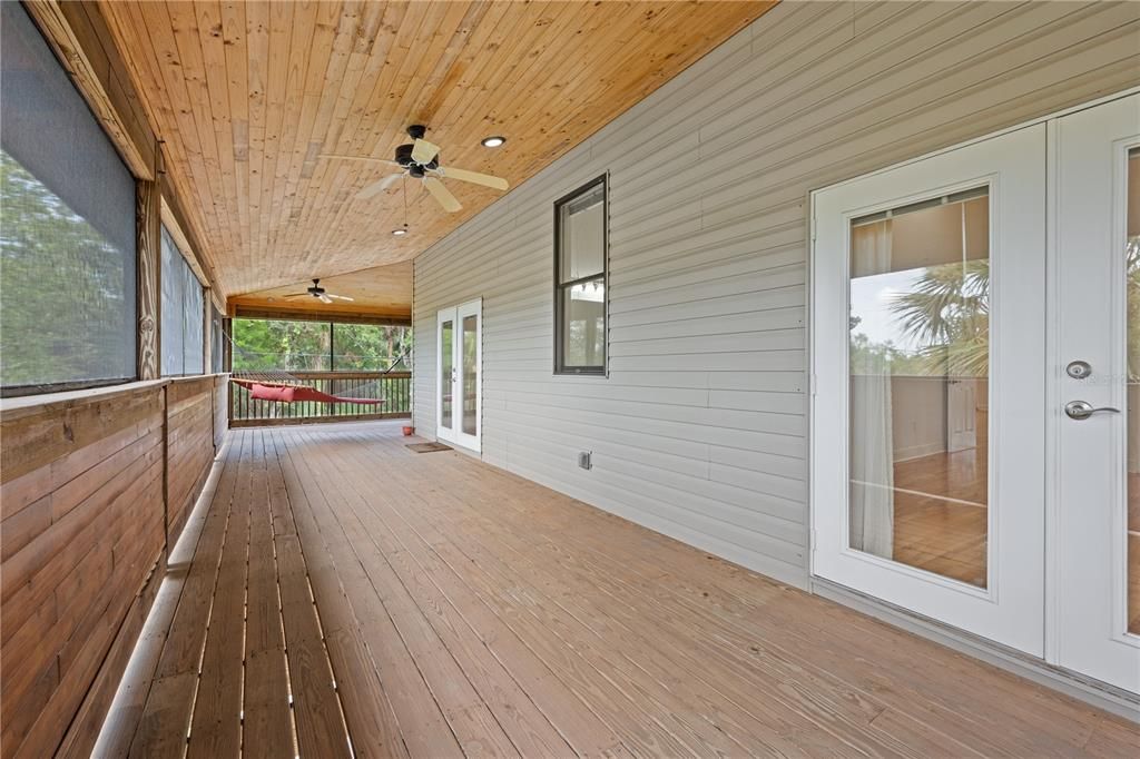 На продажу: $685,000 (2 спален, 2 ванн, 1575 Квадратных фут)